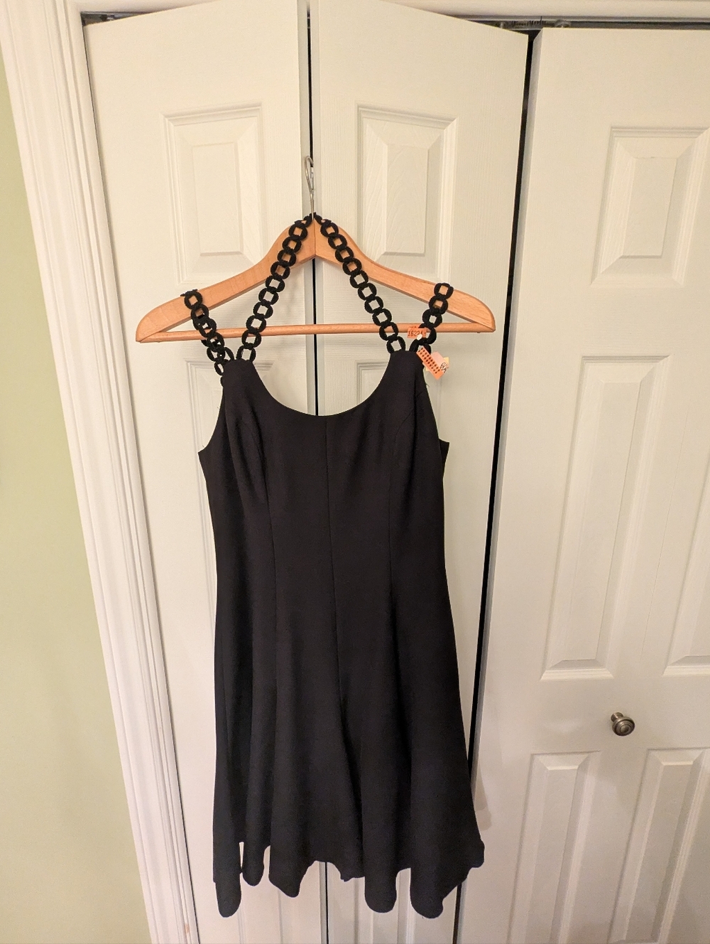 Beechers Brook Little black Dress With Chain-Link Straps